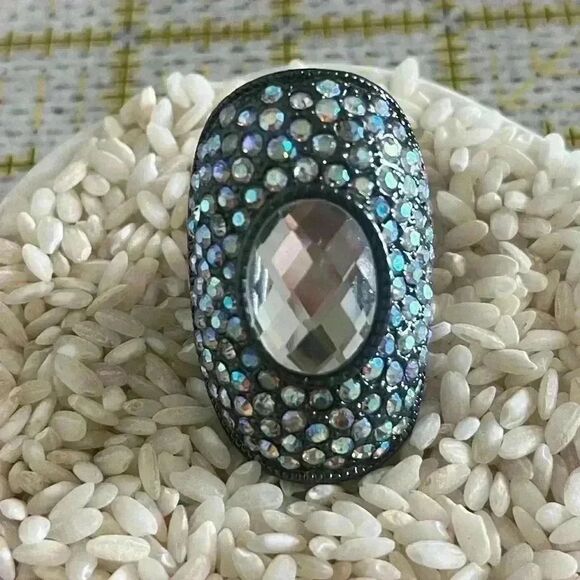 Large AB gem cocktail ring with adjustable sizing - Picture 1 of 5